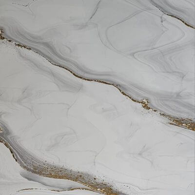 חיפוי קיר PVC דמוי שיש לבן בשילוב זהב MA06